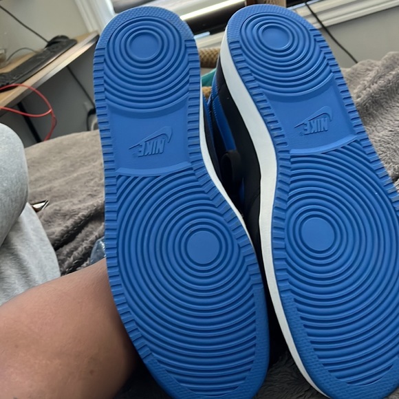 Jordan 1 - Picture 2 of 6